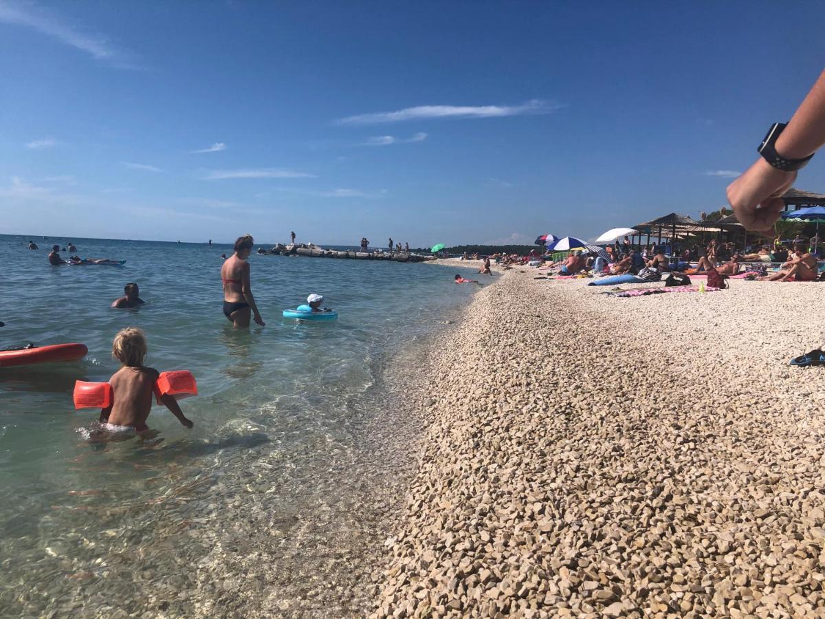 Istrian Stone House In The Heart Of The Beautiful Fishing Village Fazana - Only Few Steps From The Sea And The Wonderful Beach - Incl Plasma-Quad-Plus-Filter Against C O V I D Buitenkant foto