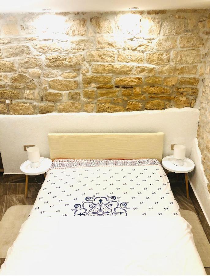 Istrian Stone House In The Heart Of The Beautiful Fishing Village Fazana - Only Few Steps From The Sea And The Wonderful Beach - Incl Plasma-Quad-Plus-Filter Against C O V I D Buitenkant foto